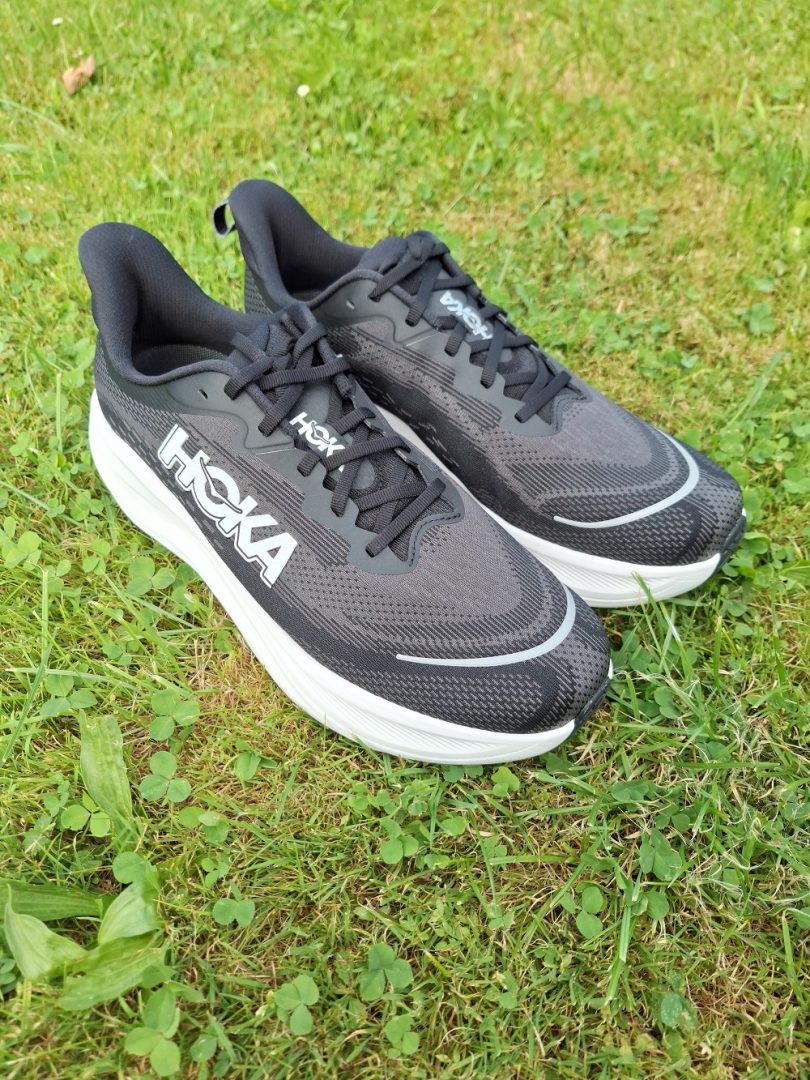 recenze HOKA Skyflow