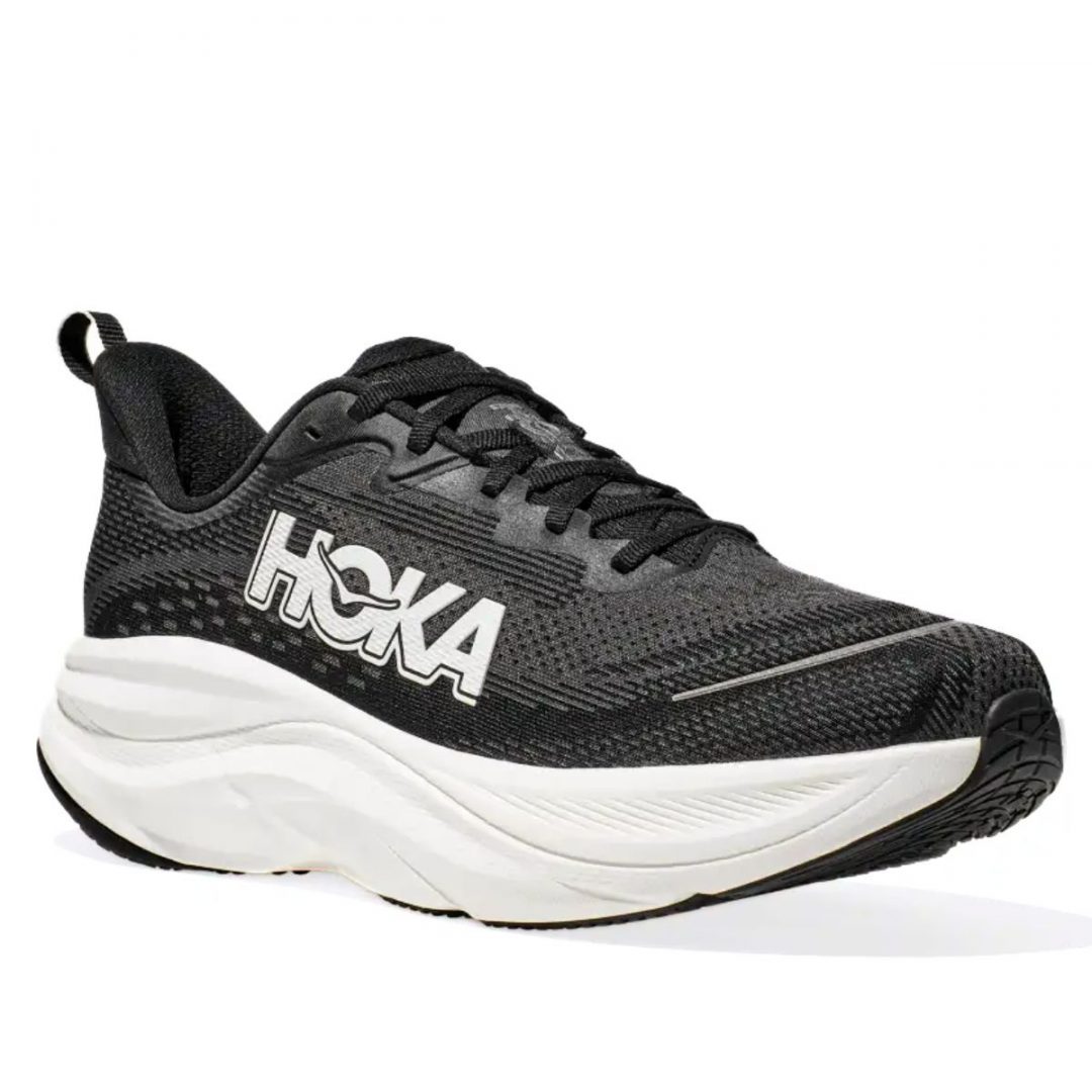 recenze HOKA Skyflow