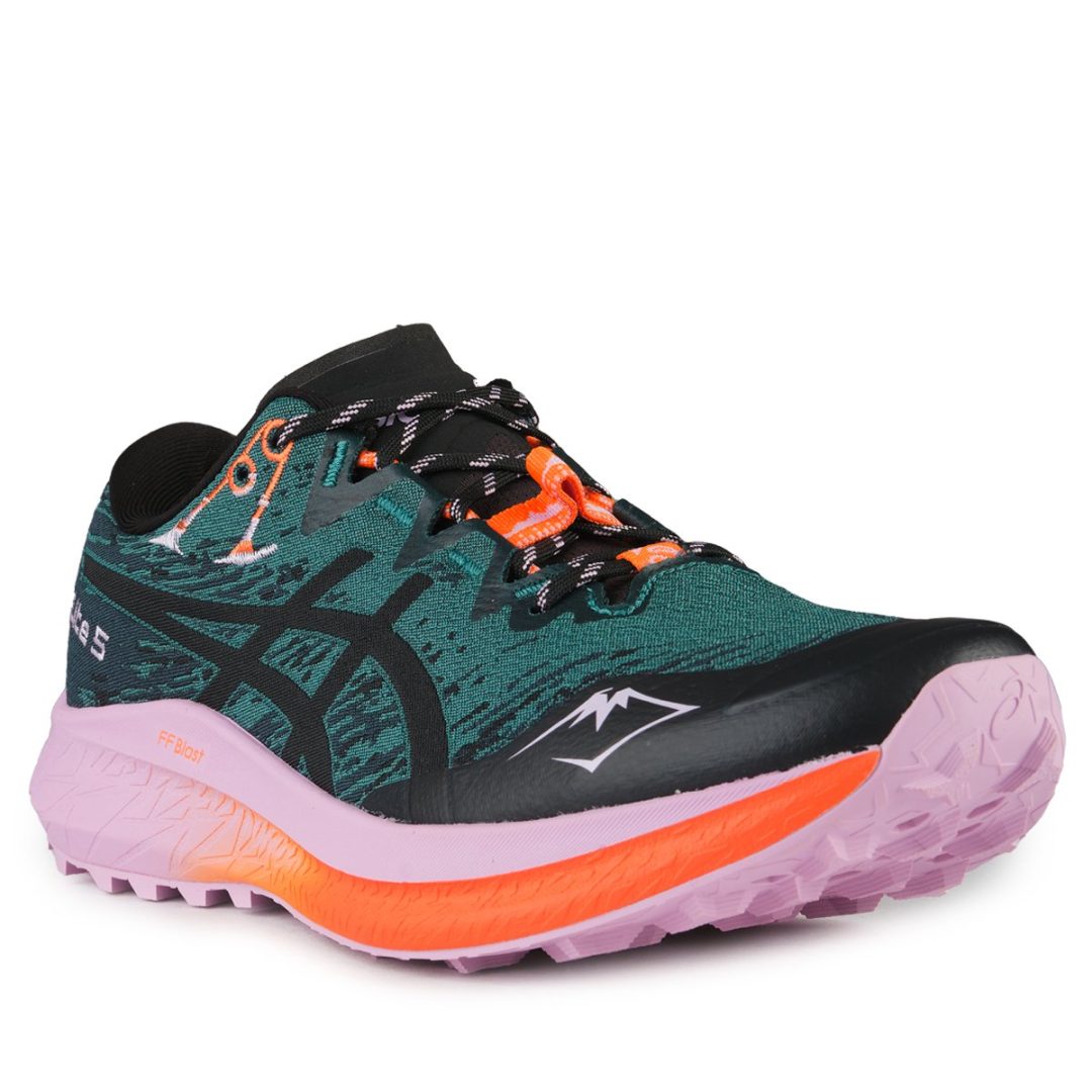 Recenze trailových bot Asics Fuji Lite 5