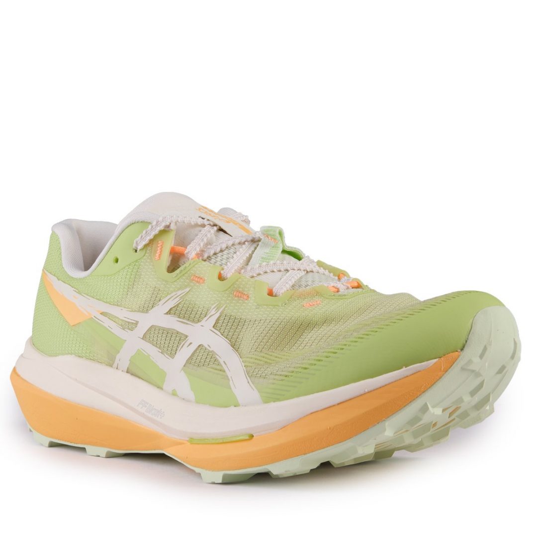 Recenze běžecké trailové závodní boty Asics FujiSpeed 4