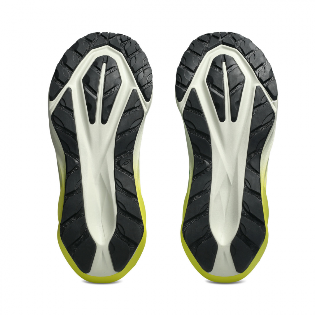 běžecké boty Asics Novablast 5 TR